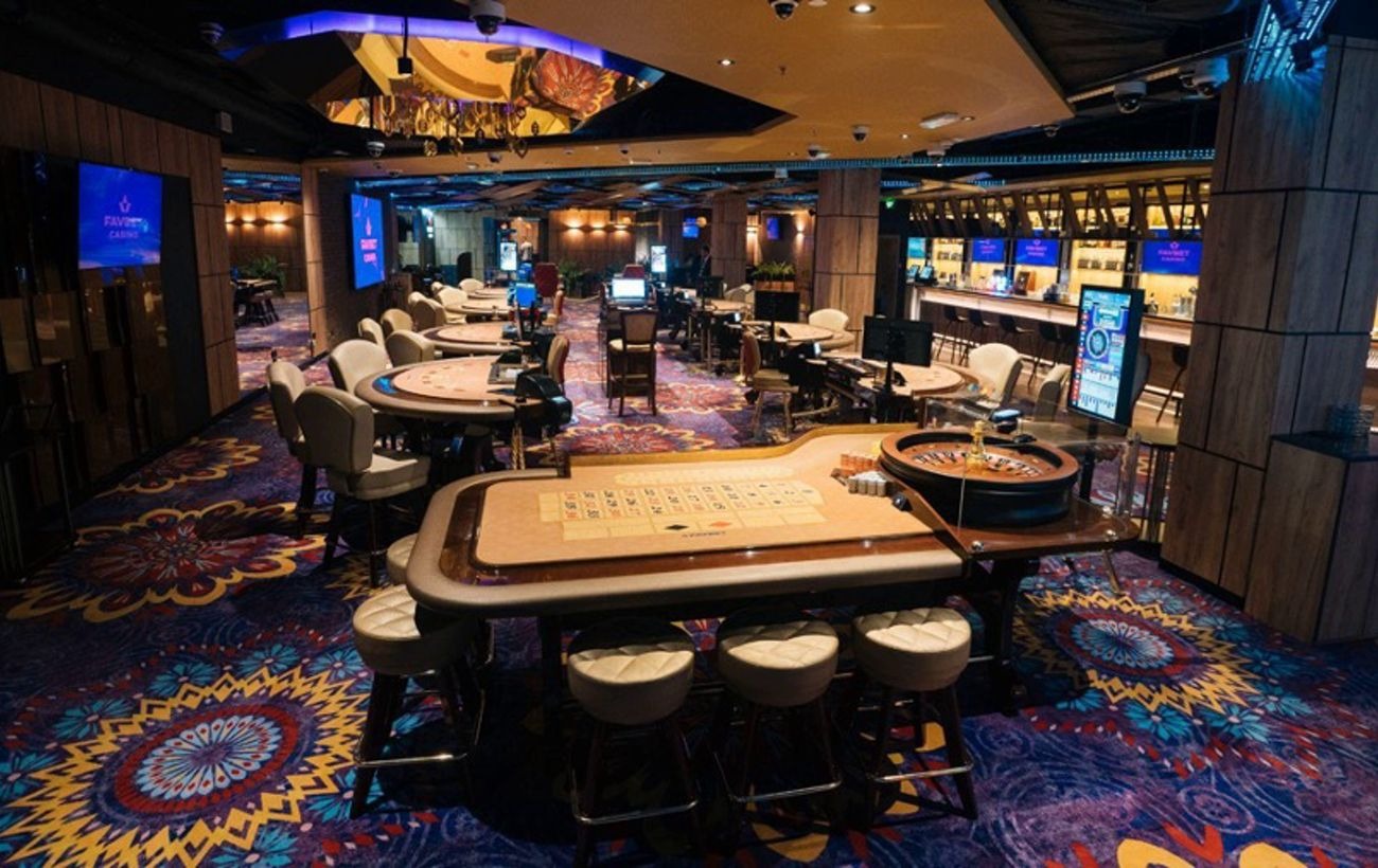 An evening in a casino atmosphere